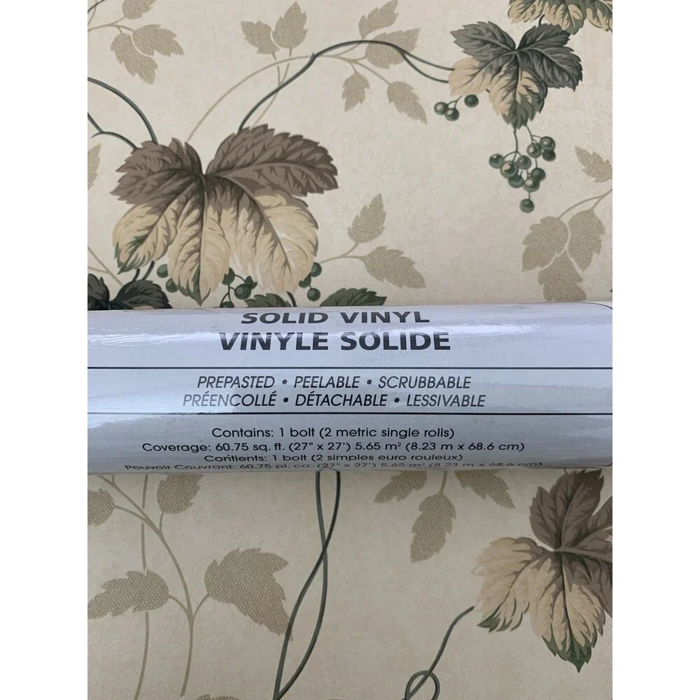 Colorful Vintage Fall Leaves Wallpaper. The Warner Co. WFM6161, 27 In. x 27 Ft.